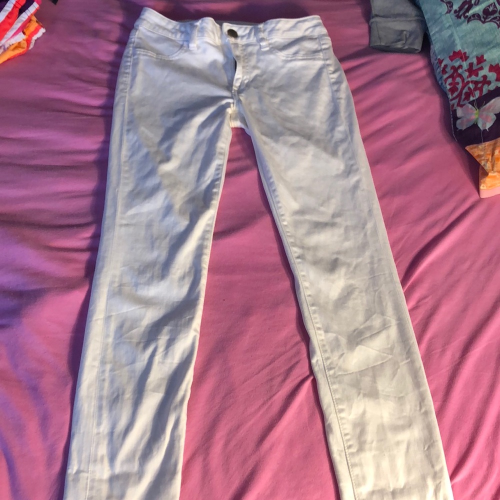 white American Eagle jeans